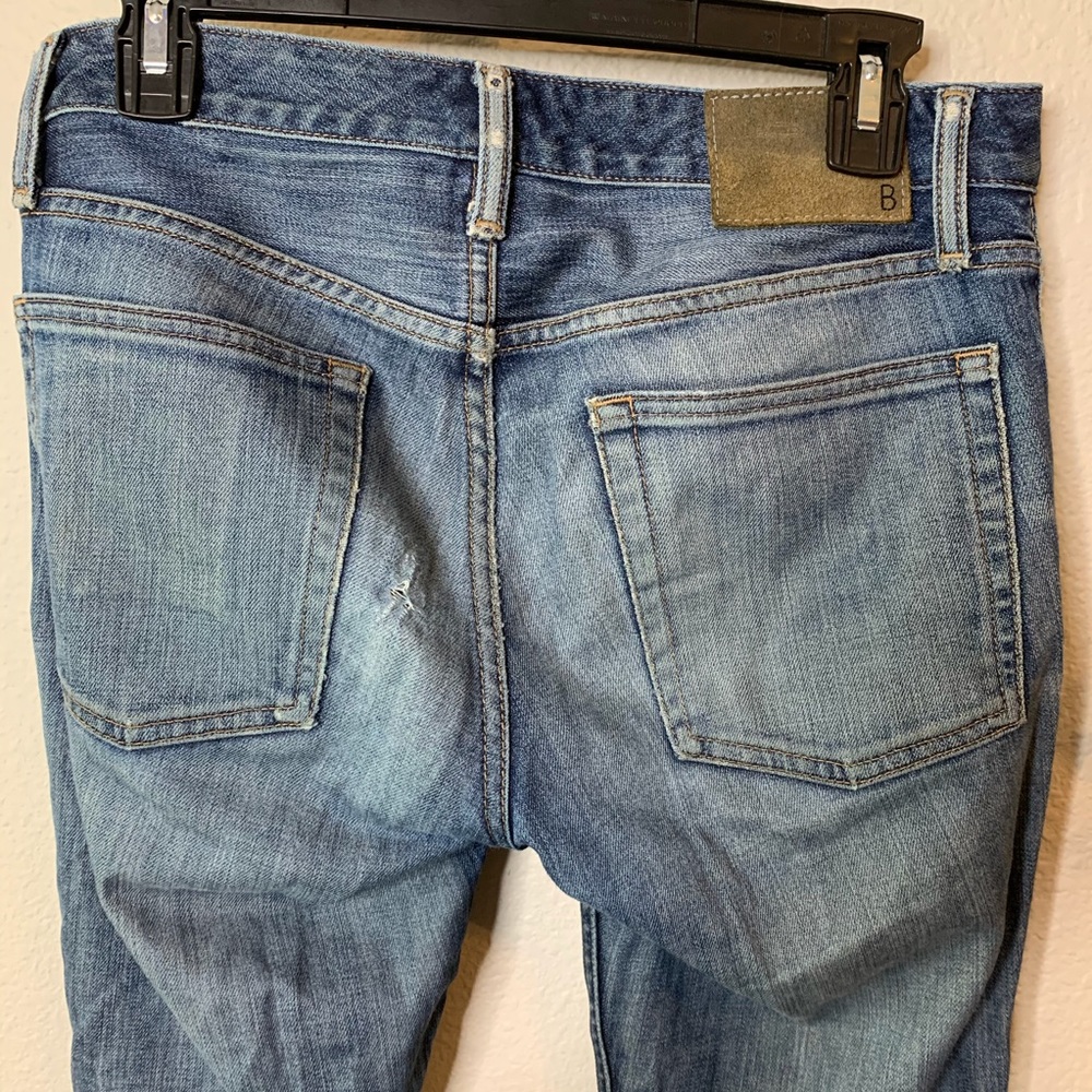 Men’s Bonobos Distressed Jeans - Picture 6 of 9